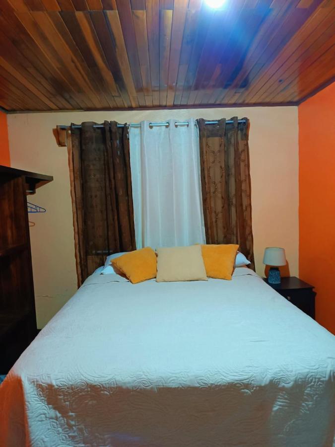 Monteverde Monkey Hostel Luaran gambar